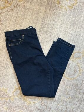 KEREN hart Dark Indigo Jeans with Yellow Stitching